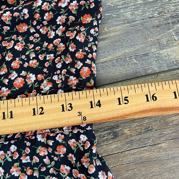 Wild Honey Floral Romper Bell Sleeves Size S Ditsy Floral Boho Summer Tie Hippie - Picture 8 of 11